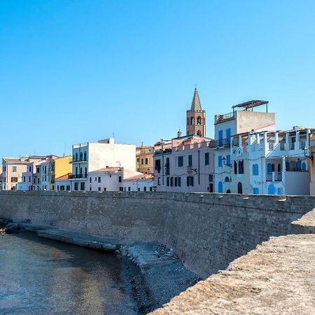 Carlo Alberto Apartment, Alghero Old Town, Near The Beach Exteriör bild