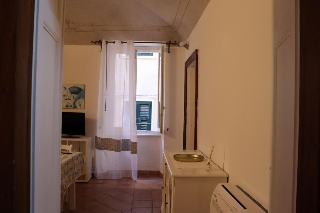 Carlo Alberto Apartment, Alghero Old Town, Near The Beach Exteriör bild