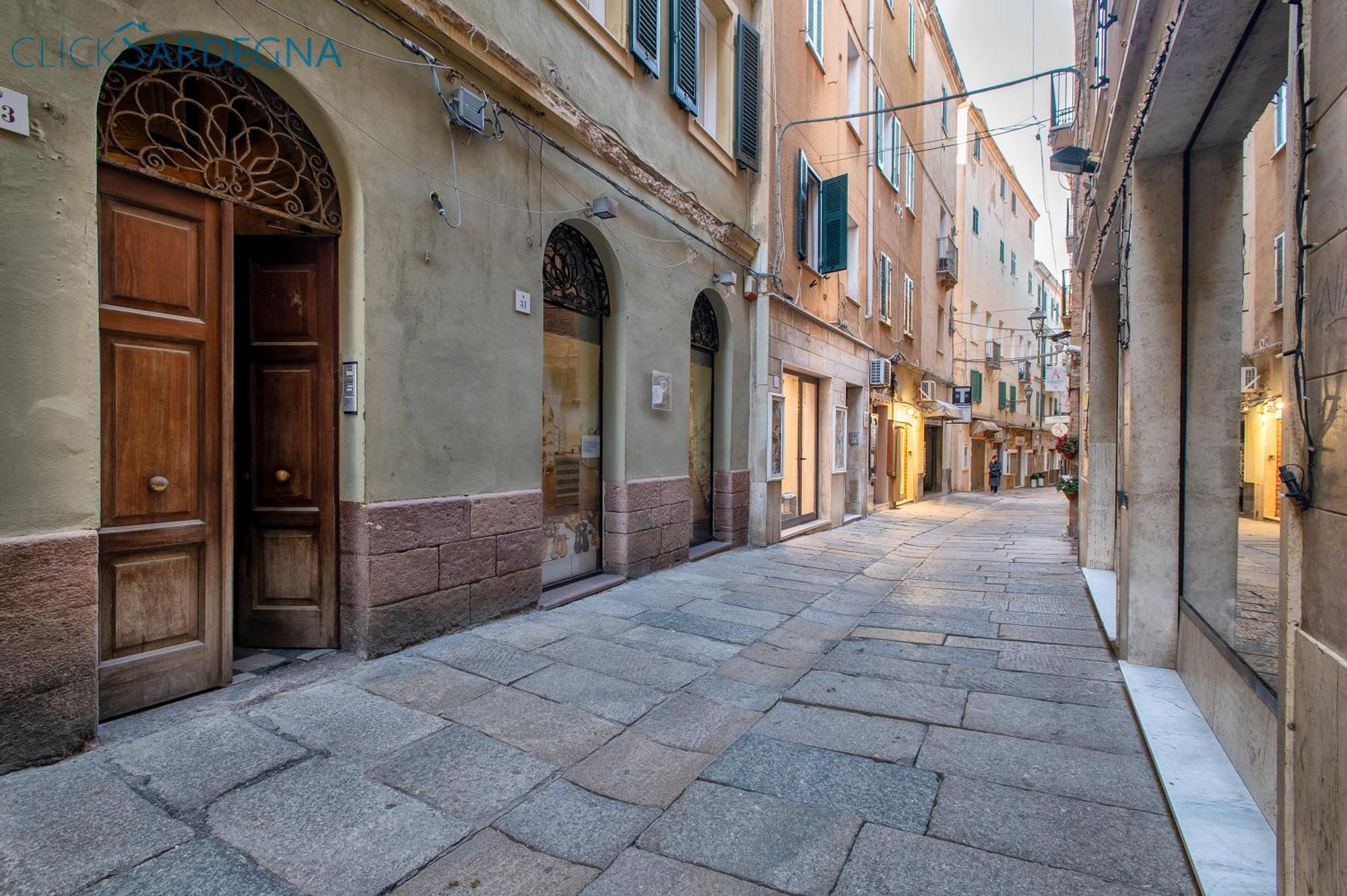 Carlo Alberto Apartment, Alghero Old Town, Near The Beach Exteriör bild